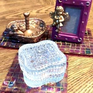 3 mini dresser item's